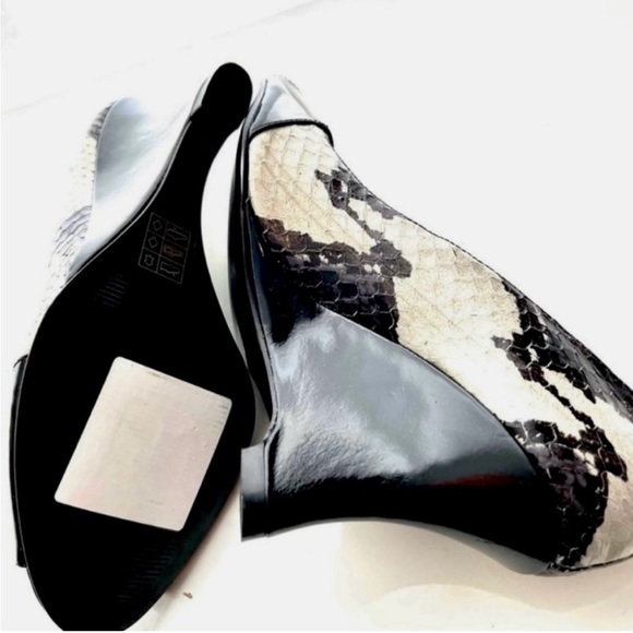 Carlos Falchi Wedge Snakeskin Peep Toe Heels - Picture 11 of 16